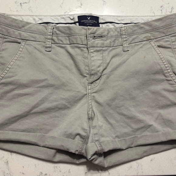 American Eagle Outfitters Women's Light Gray Bermudas - Picture 1 of 1